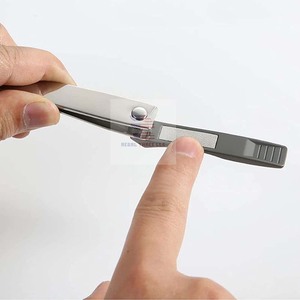 Outil de manucure pédicure coupe-ongles en acier inoxydable de haute qualité avec logo personnalisé - Product Image 4