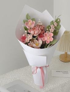 Ramo de Flores de Ganchillo Hecho a Mano, Diseño Terminado para Bodas y Navidad, para Novias y Día de San Valentín, Incluye Embalaje - Product Image 5