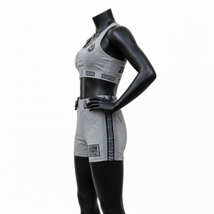 Conjunto de shorts premium para mujer, de poliéster y elastano elástico GSM, gris y negro, con panel gráfico en la cintura y logo termoadhesivo, conjunto de shorts de algodón para mujer - Product Image 3