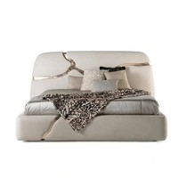 Lit double de luxe léger avec simplicité Villa moderne Home Design Chambre à coucher principale Lit fissuré Ensemble de chambre à coucher Meubles