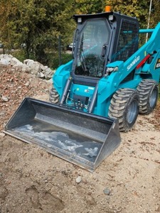 Minicargadora Compacta Sunward Earthmoving SWL4038 de 1 Tonelada para Jardinería y Agricultura - Product Image 6
