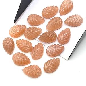 Cuentas de Piedra Lunar Melocotón en Forma de Hoja Talladas a Mano de 14 MM para la Elaboración de Joyas - Product Image 3