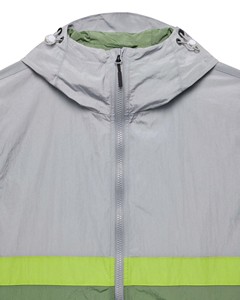 Chaqueta cortavientos con capucha de bloque de color para ropa de calle con logotipo personalizado, forro de malla con patrón de impresión de secado rápido personalizado de poliéster 100% - Product Image 5