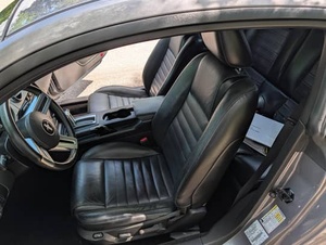Ford Mustang GTC Coupe Deluxe 2006, Listo para Enviar - Product Image 2