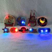 Fournisseur d'usine ODM, badge lumineux LED, bouton, épingle de revers, LOGO de forme personnalisée, badge magnétique LED pour événement de fête