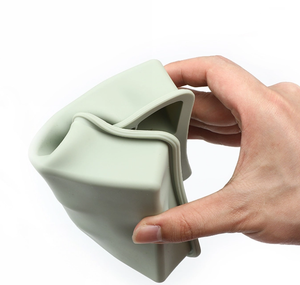 Moules à glaçons carrés en silicone grande taille, vente en gros d'usine, avec couvercle amovible anti-fuite, sans BPA, pour cocktails et whisky - Product Image 3