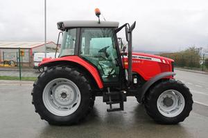 Tractor agrícola Massey Ferguson 5455 - Product Image 5