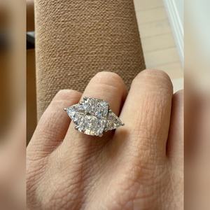 Bague de fiançailles en diamant de laboratoire de 4,00 carats VVS2 VVS1, taille coussin allongée, or massif, achat en gros, prix d'usine, livraison - Product Image 2