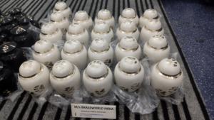 Urnes en métal pour animaux de compagnie en laiton personnalisées avec logo en gros Urnes de crémation pour cendres d'animaux de compagnie Urne de crémation pour animaux de compagnie par Brassworld India - Product Image 5