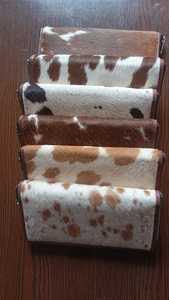 Llaveros Personalizados al por Mayor de Cuero Vacuno con Iniciales del Alfabeto 'A-Z', Accesorios de Ropa con Ribete de Piel - Product Image 4