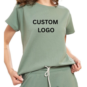 Conjuntos de cordón de algodón con botones de encaje sólido de moda Colección para mujer Fabricante OEM Traje de dos piezas para uso diario e informal - Product Image 3