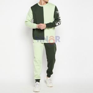 Survêtement d'hiver 2 pièces grande taille en polaire à capuche Sweatshirt à séchage rapide Pantalon de jogging solide Logo imprimé pour l'hiver - Product Image 1