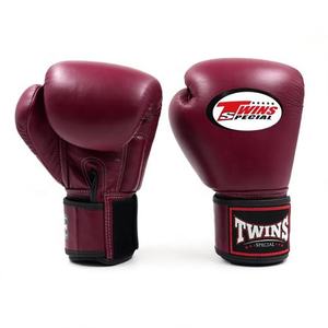 Gants de boxe professionnels Twins en cuir de vachette de qualité supérieure, fabriqués sur mesure pour le Muay Thai et le MMA. - Product Image 4