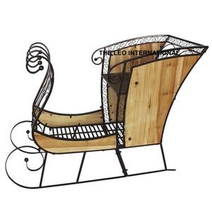 Indoor Outdoor Christmas <b>Sleigh</b> Customizable Size Eco-Friendly Red Color Iron Metal Classic <b>Santa</b> <b>Sleigh</b> - Product Image 3