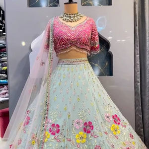 ชุดแต่งกายเจ้าสาวงานปักลวดลายเสื้อผ้าอินเดียและปากีสถาน - Product Image 1