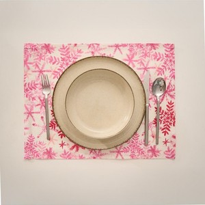 5 Piece 100% Cotton <b>Pink</b> <b>Placemat</b> Set with Snow Pattern Decorative Table Mats 35x45cm Durable Elegant Dining Table Accessories - Product Image 3