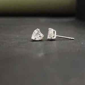 Pendientes de Plata de Ley 925 con Forma de Corazón, Elegantes y Modernos, con Diamantes y Baño de Oro Rosa, para Regalos de San Valentín o Aniversario - Product Image 3