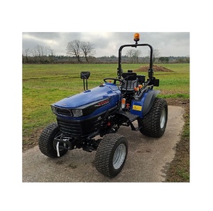 Tractor Agrícola Compacto Versátil Farmtrac Ft26m con Tracción en las 4 Ruedas, Dirección Asistida y Motor de 35HP en Venta - Product Image 3