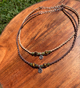 Collar de Moda con Cuentas en Espiral de Macramé de Cáñamo |   Joyería en Espiral |   Pañuelo con Flecos y Cuentas - Product Image 1