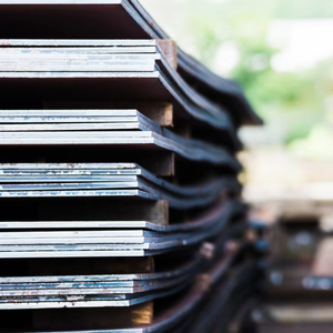 Durabilité et résistance à la corrosion de plaques d'acier inoxydable pour la fabrication de construction et les applications industrielles résistantes - Product Image 1