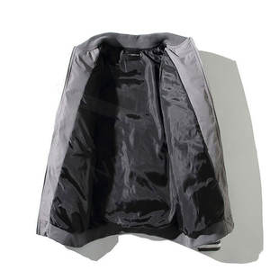 Meilleurs sweats à capuche tendance et confortables, style streetwear, sweats à capuche unis, vestes matelassées pour hommes, vestes de style streetwear personnalisées - Product Image 3