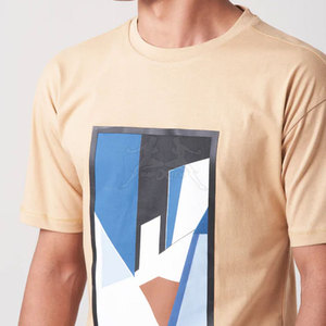 Camiseta de hombre de alta calidad con mezcla de tela suave para colecciones de atuendos casuales y elegantes. - Product Image 5