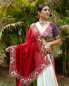 Diseñador Muselina Algodón Digital Impreso y Espejo Real Bordado Trabajo Lehenga Choli Con Bordado Trabajo Encaje Trabajo Dupatta - Product Image 1