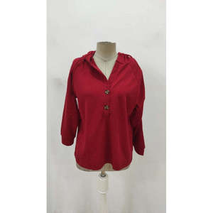 Blusa tipo waffle con capucha, manga larga, botones y cordones para mujer, 30030 - Rojo - Product Image 4