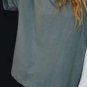 Camiseta de manga corta informal para hombre más vendida 100% algodón de secado rápido transpirable cuello redondo 200 gramos tamaño de patrón sólido para adultos - Product Image 3