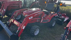 Tracteur agricole d'occasion Massey Ferguson GC1725 GC2400 4x4 avec pompe et roulement, moteur Cummins 185 CV - À vendre - Product Image 2