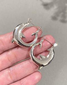 Venta al por mayor de pendientes de plata de ley 925 con diseño de delfín Vintage para mujer, joyería de boda y fiesta de estilo bonito, regalo para esposas - Product Image 3