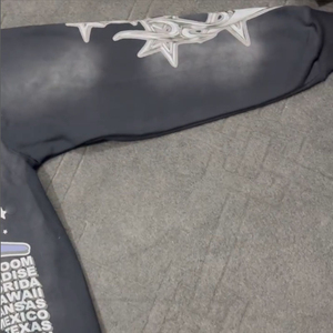 Sudadera con Capucha Personalizada OEM, Estilo Casual Urbano, Tema de Banda de Rock, Lavado Ácido Decolorado al Sol, Impresión Digital para Hombre - Product Image 6