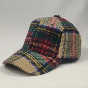 Otoño Invierno nueva moda estilo británico gorras de béisbol para hombres mujeres Retro cálido diseño de pata de gallo tela de lana raya impermeable - Product Image 3