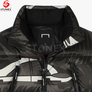 Chaqueta acolchada hecha a medida de alta calidad para hombre, recién llegada, con capucha de invierno con tela de lona, precio superior a la moda con etiqueta privada - Product Image 4