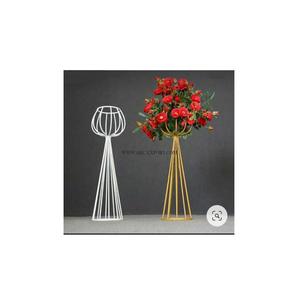 Lot de 2 supports de fleurs de couleur blanc et or pour décoration de mariage, support de table de qualité supérieure pour la maison et l'hôtel - Product Image 1
