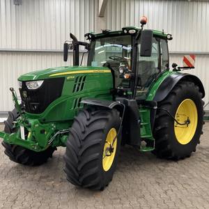 Tractores agrícolas John Deere 4x4 duraderos y fiables en venta, con materiales de alta calidad, sistema de transmisión suave y de alta resistencia. - Product Image 5