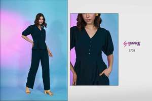 Vente en gros à taux de fabrication Ensembles coordonnés de vêtements occidentaux à la mode Maruti pour femmes Qualité supérieure Décontracté Forme en V Haut BSY + Pantalon Indien - Product Image 3