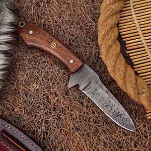 Haute qualité Camping en plein air chasse randonnée pêche survie couteau à lame fixe damas acier manche en bois avec gaine en cuir - Product Image 2