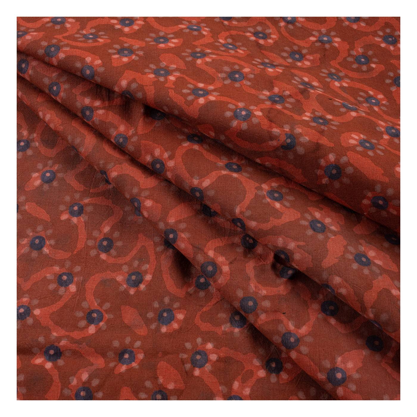 สีน้ำตาล