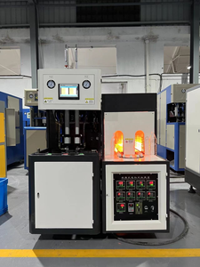 เครื่องเป่าขวด PET กึ่งอัตโนมัติ เกรดอุตสาหกรรม 2 ช่อง สำหรับขวดน้ำดื่มพลาสติก  แบบ DIY OEM/ODM ปรับแต่งได้ - Product Image 2