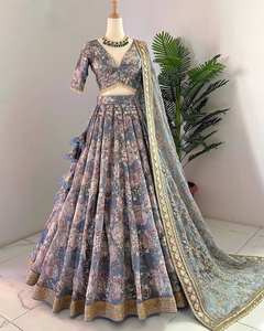 Último Diseño Étnico, Lehenga Choli de Mujer con Bordado en Relieve de Piel Sintética Gruesa, Ropa de Alta Costura para Bodas, Fab Zone - Product Image 1