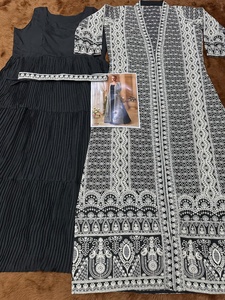 Pure Heavy Chinon <b>Women's</b> Party <b>Kurta</b> with Self Embroidery and Patchwork Design - Product Image 6