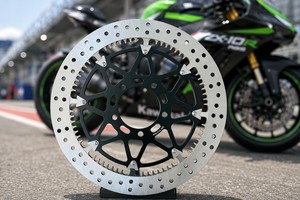 Disque de frein avant flottant complet T-Drive 330 mm pour <span class=keywords><strong>Kawasaki</strong></span> <span class=keywords><strong>Ninja</strong></span> <span class=keywords><strong>ZX10R</strong></span> 1000 ABS 2016-2025 en acier inoxydable – Amélioration de performance pour la course - Product Image 2
