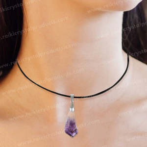 Colgante de Fluorita Morada con Cristal y Hilo, Collar Unisex - Product Image 4