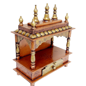 Temple en bois fabriqué à la main poli en cuivre avec portes et dôme idéal pour le culte hindou et les meubles décoratifs Mandir à la maison - Product Image 3