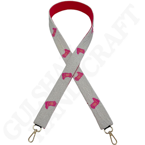 Correa de monedero con cuentas rojas y blancas Accesorio hecho a mano para el día del juego, espíritu de equipo y personalización de bolsa elegante Estilo de todos los días - Product Image 6