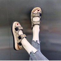Sandales plates romaines élégantes pour femmes, chaussures de plage décontractées d'été, semelle souple antidérapante, stock outre-mer
