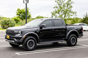 Ford Ranger Raptor 2025 d'occasion en bon état, moteur V6 biturbo, 4x4 - Product Image 2