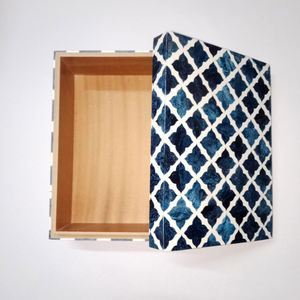 Caja de Recuerdos con Diseño Marroquí para Regalos del Ramadán 2026 - Caja de Joyería Árabe de Resina Azul y Blanca de Lujo para el Hogar y Regalos - Product Image 3