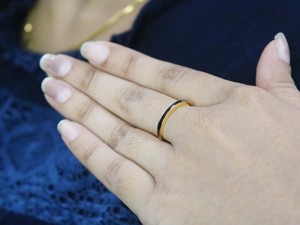 แหวนซ้อนกันได้สำหรับผู้หญิงแหวนเคลือบสีดำ925ชุบเงินแบบเรียบง่ายทำด้วยมือ - Product Image 5